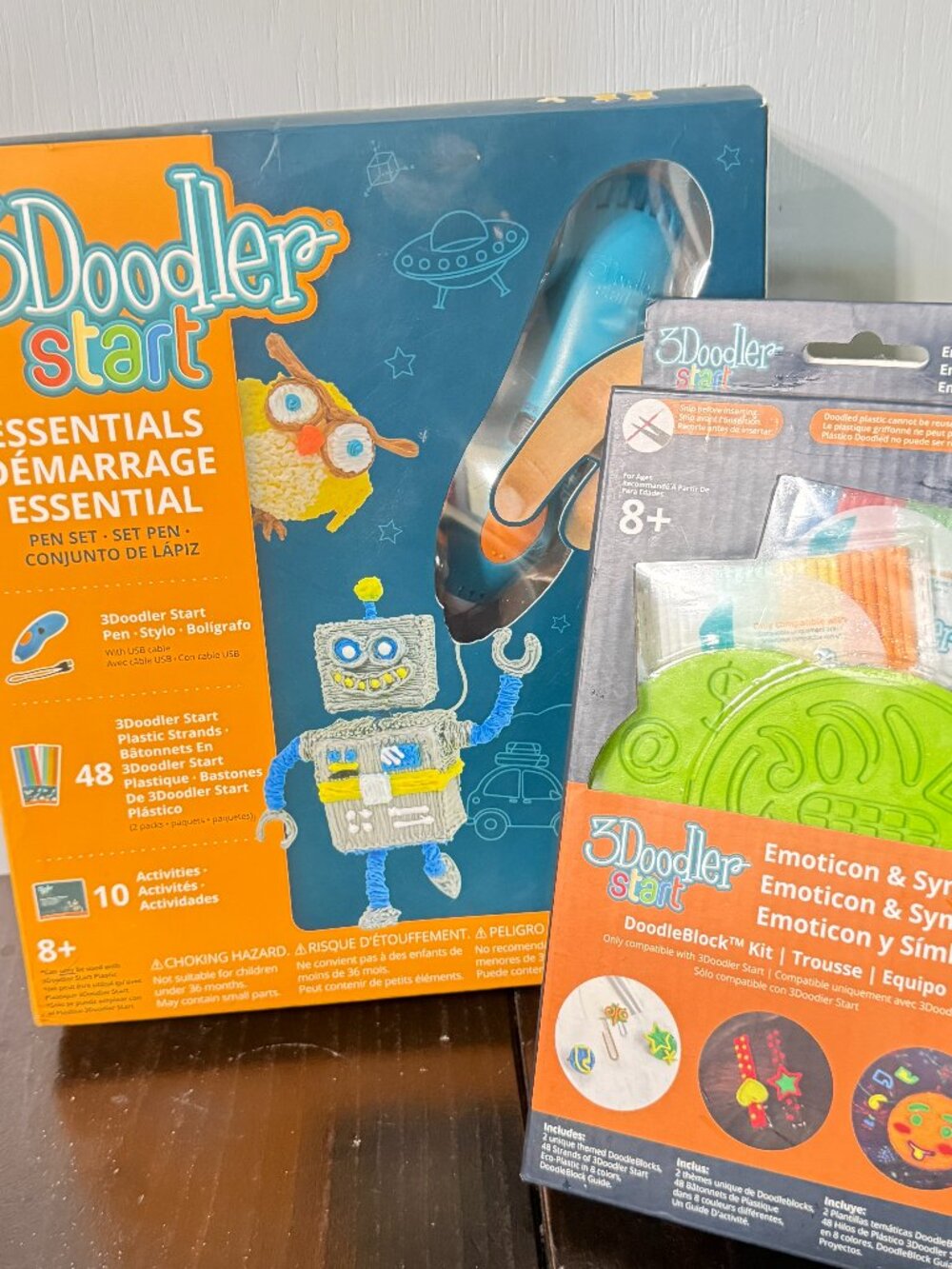 3Doodler Start Essentials Pen Set BRAND NEW plus Emoticon & Symbols Pack